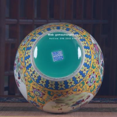 Bình vẽ tay bổ ô Tứ Quý